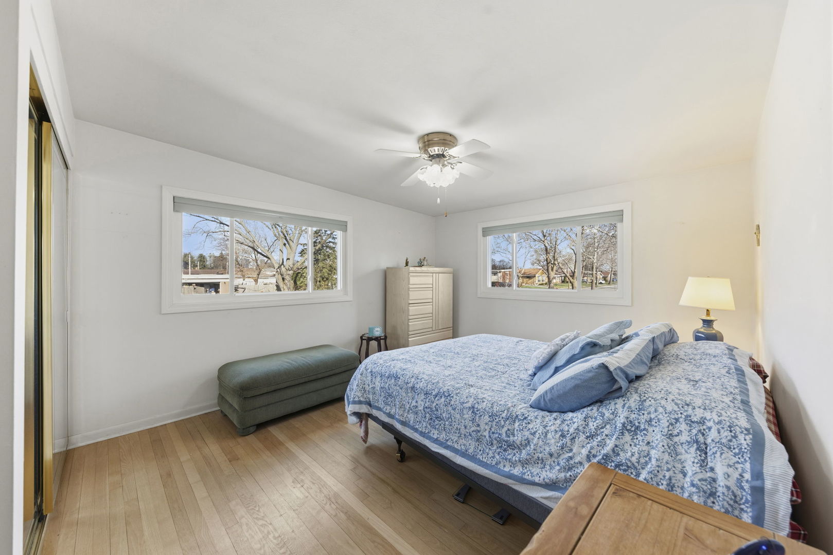 2345 Boeger Avenue, Westchester, IL 60154