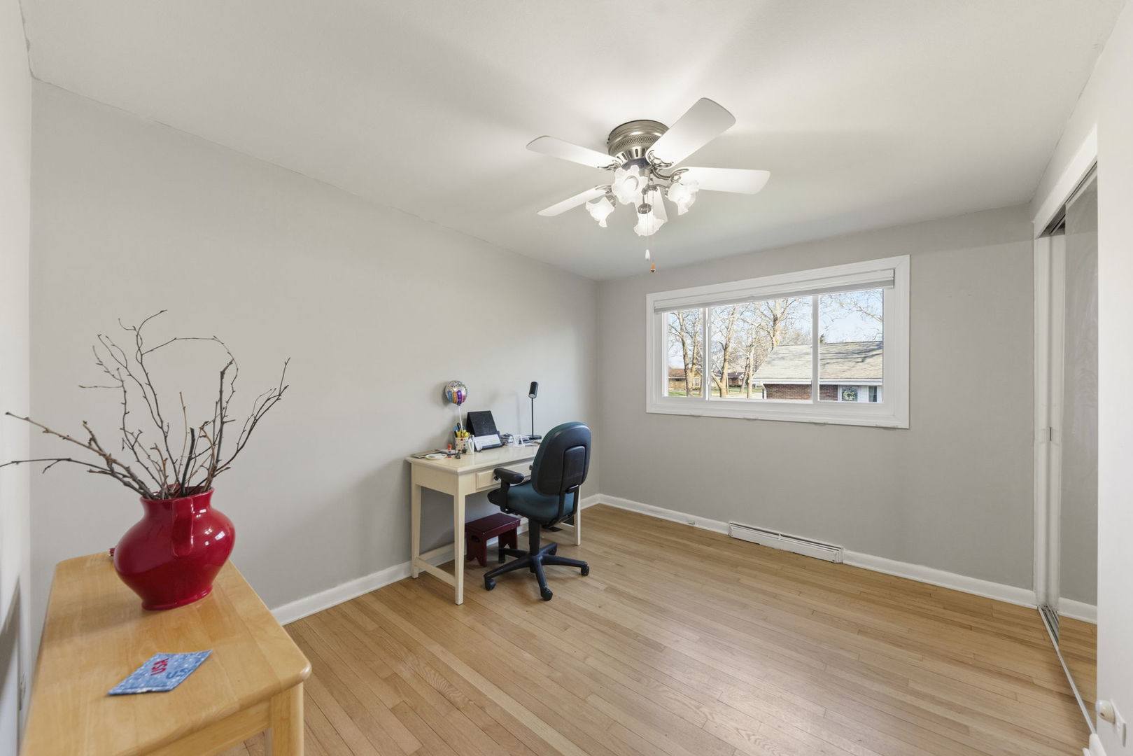 2345 Boeger Avenue, Westchester, IL 60154