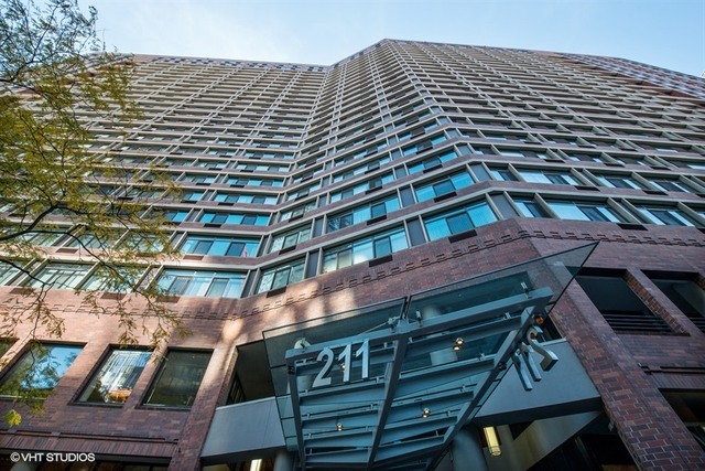 211 E Ohio Street #2004, Chicago, IL 60611