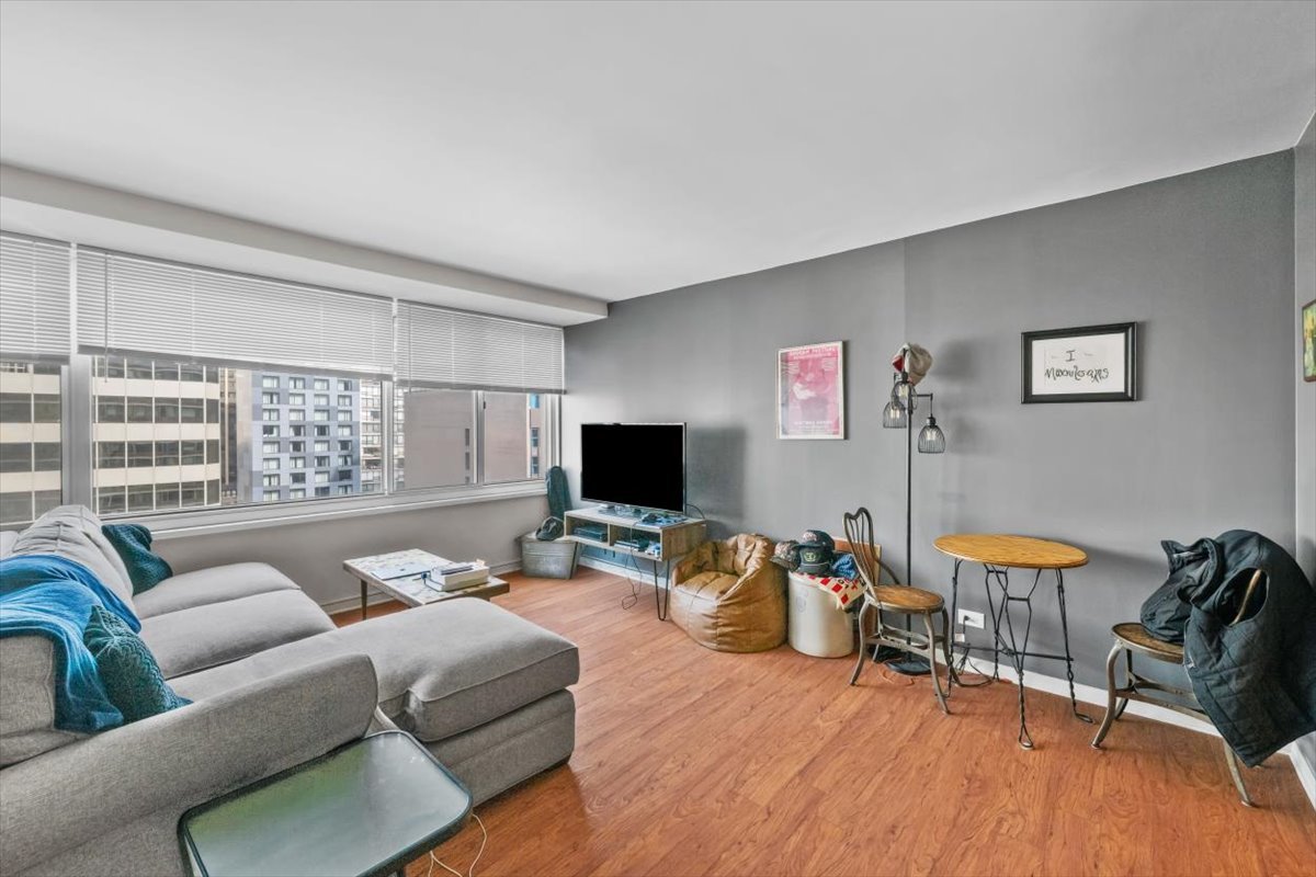 211 E Ohio Street #2004, Chicago, IL 60611