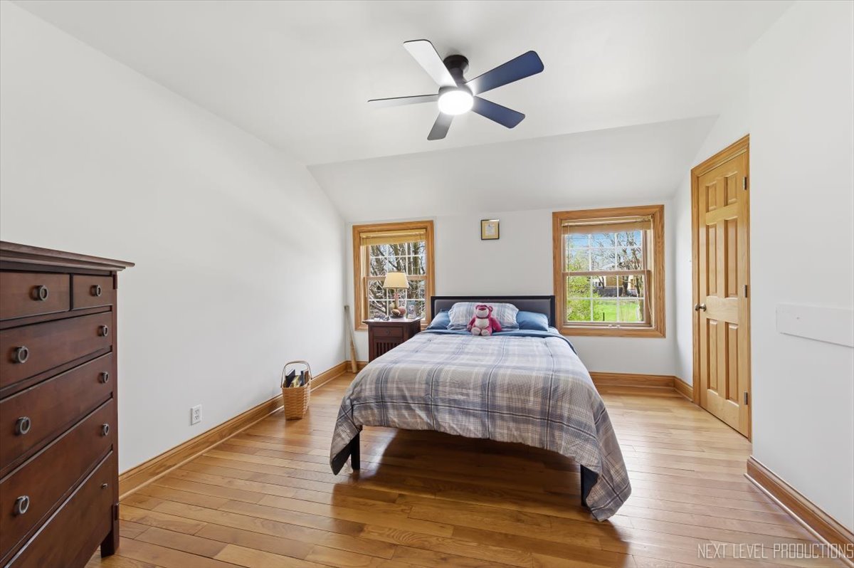 618 S 5th Street, St. Charles, IL 60174