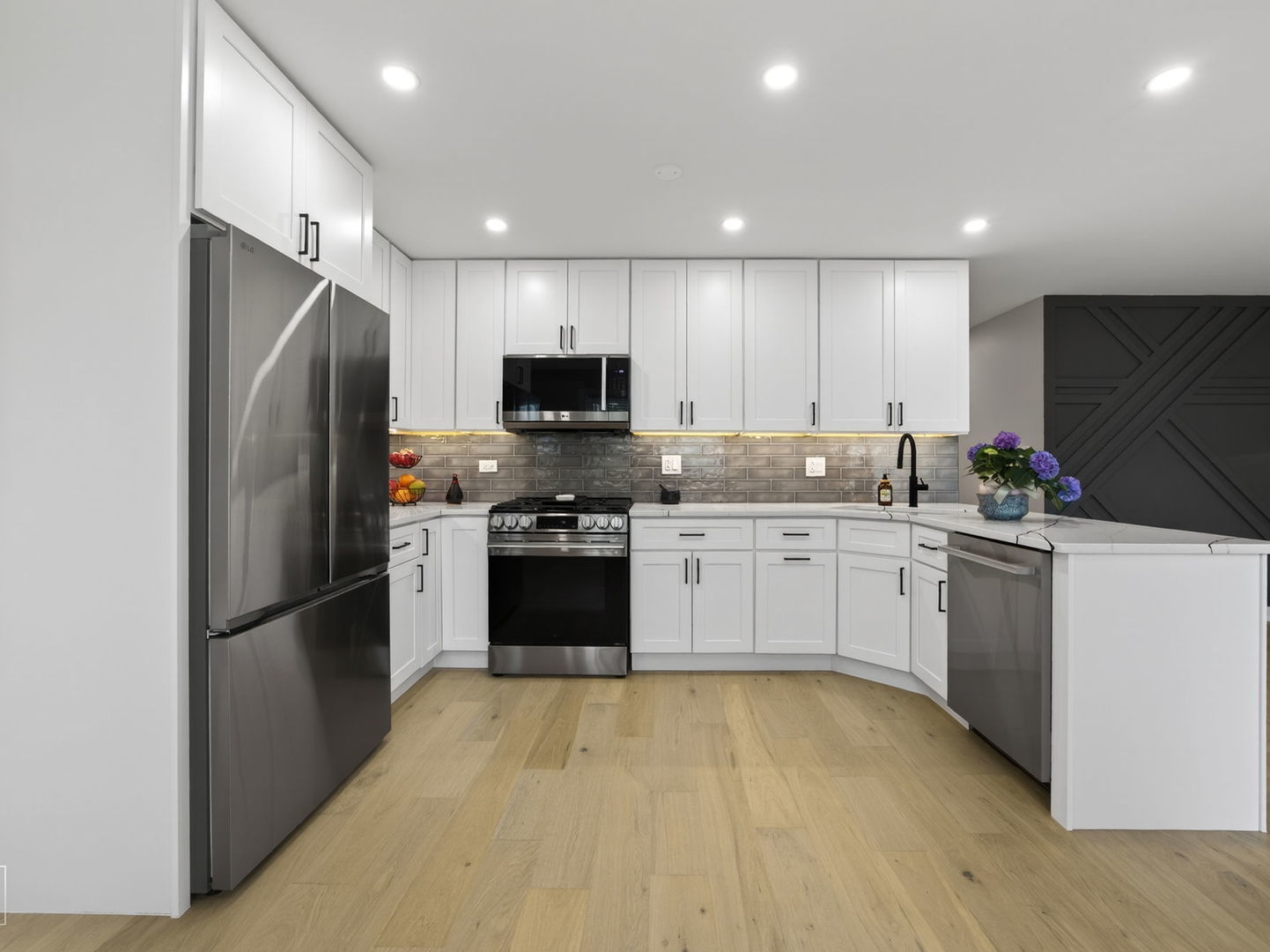 1011 Maitland Drive, Lockport, IL 60441