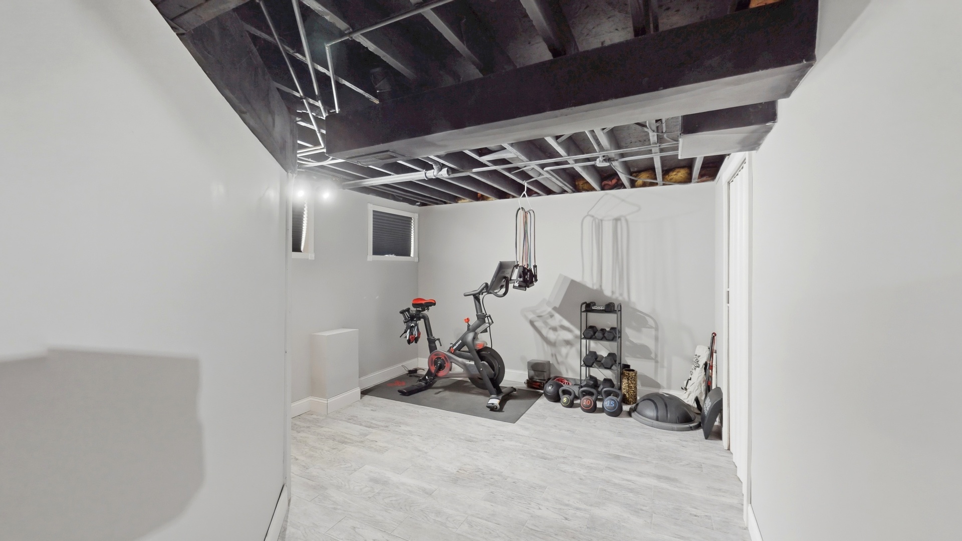 1108 Almond Drive, Aurora, IL 60506