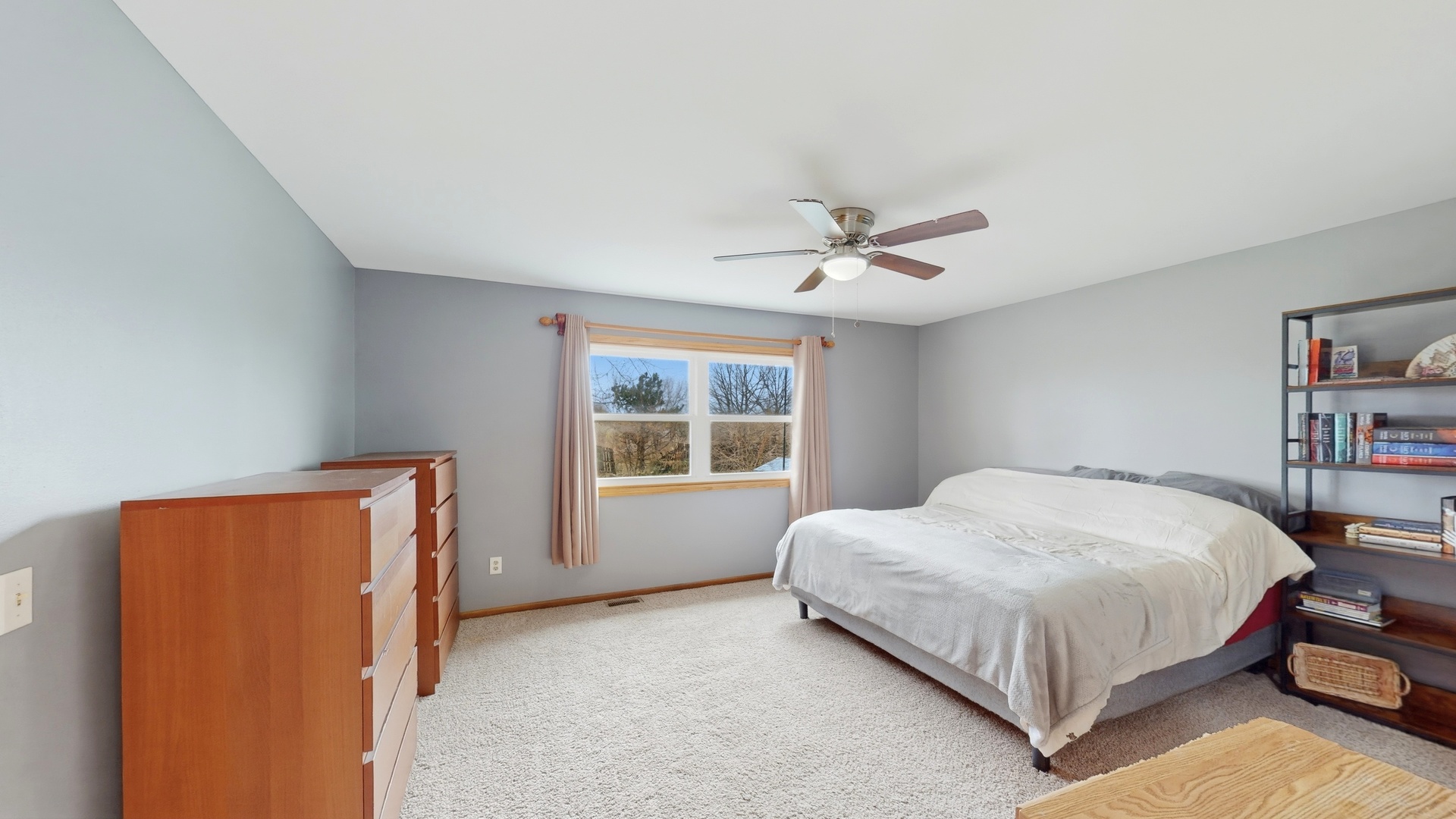 1108 Almond Drive, Aurora, IL 60506