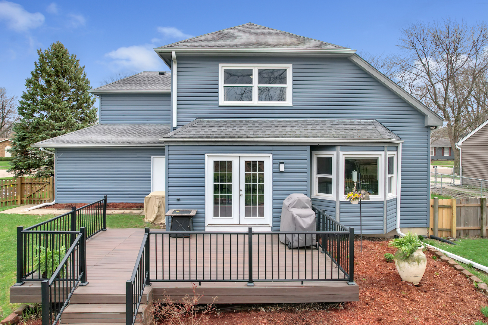 1108 Almond Drive, Aurora, IL 60506