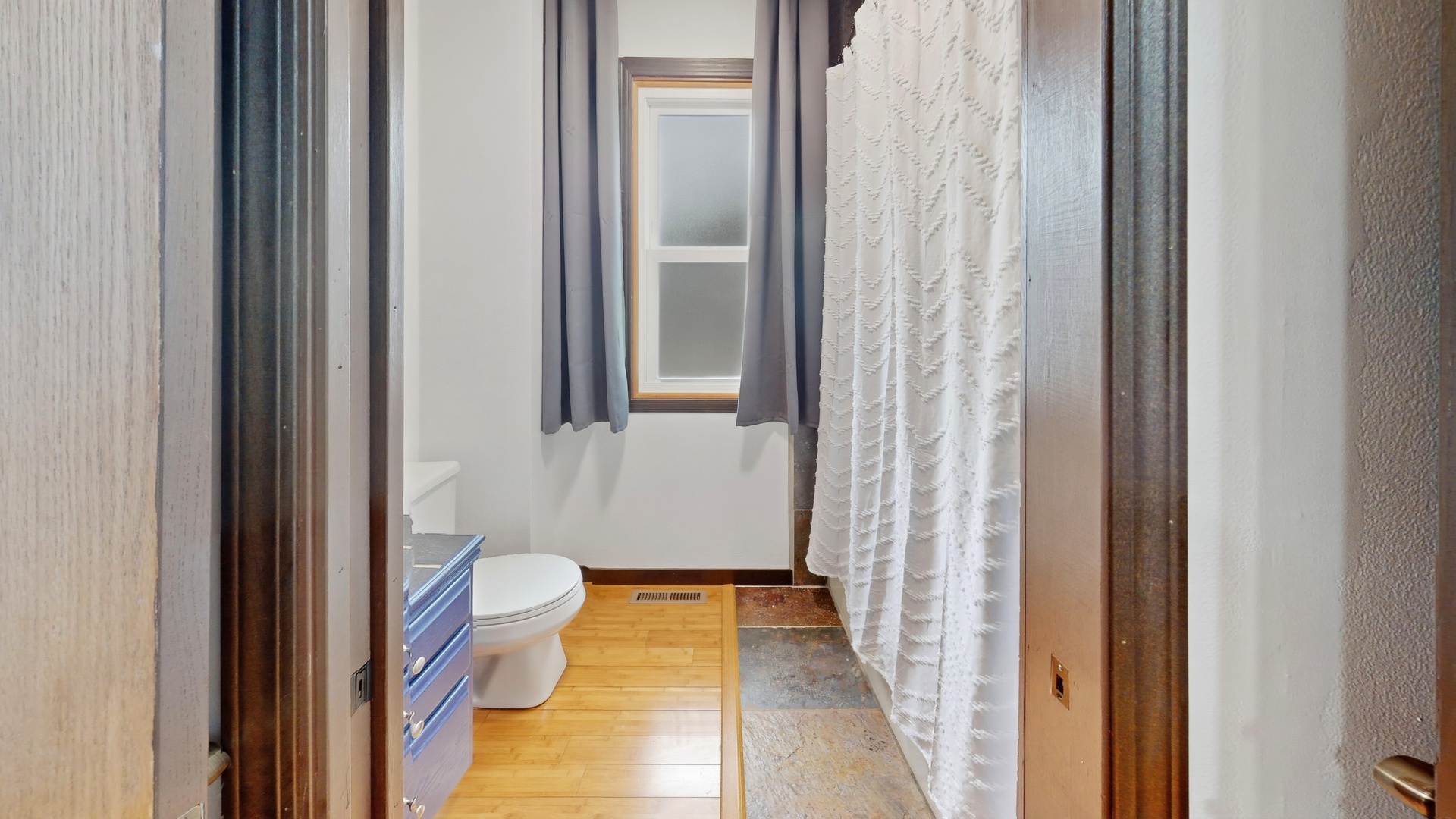 1108 Almond Drive, Aurora, IL 60506