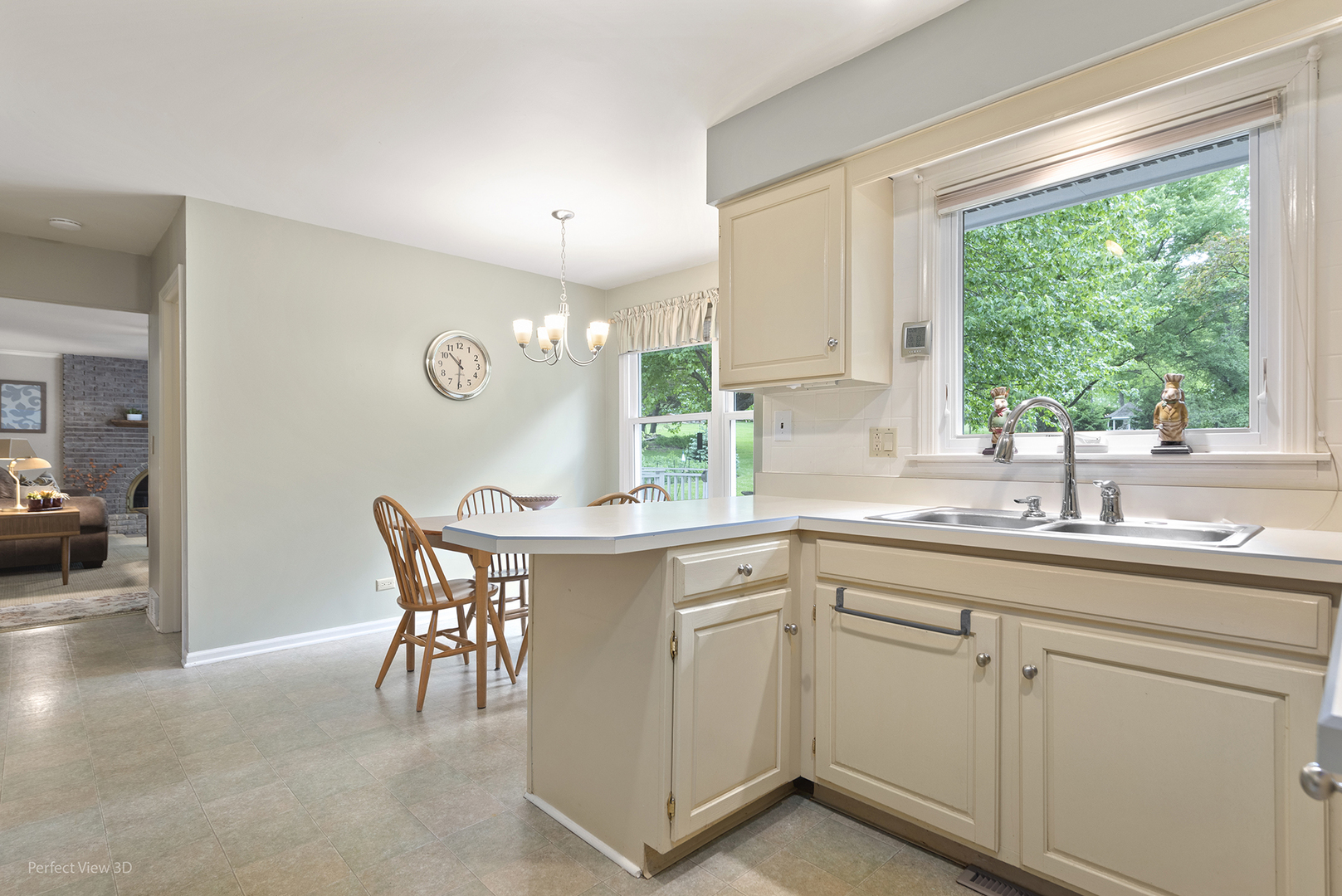 1966 Bob O Link Lane, Libertyville, IL 60048