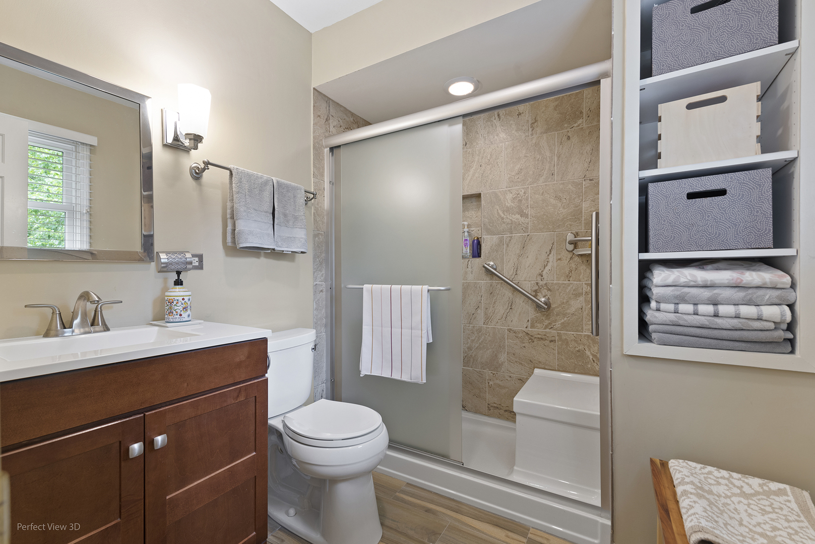 1966 Bob O Link Lane, Libertyville, IL 60048