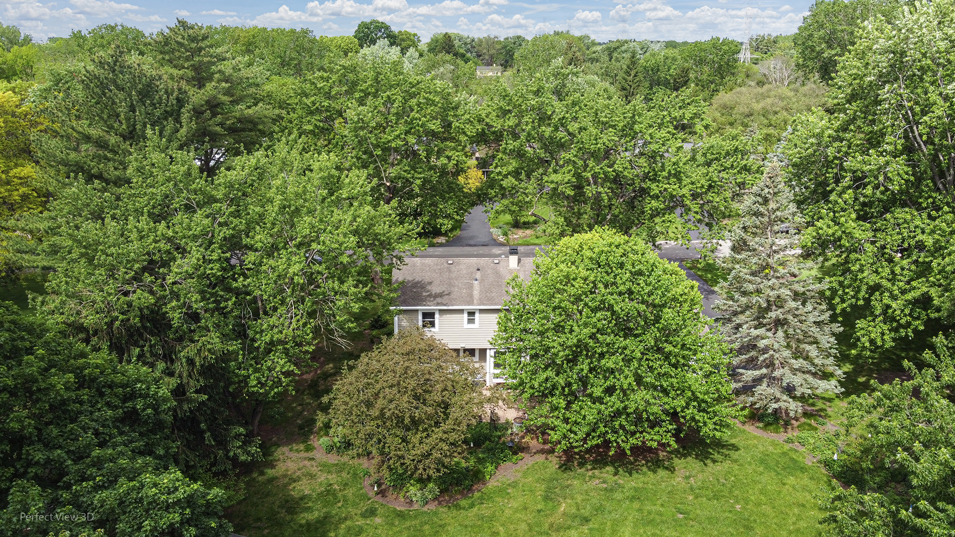 1966 Bob O Link Lane, Libertyville, IL 60048