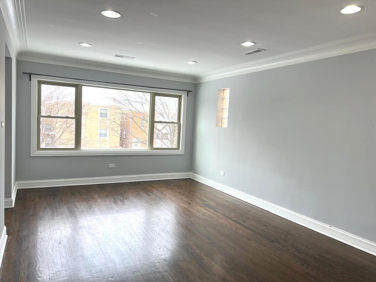 2437 N 78th Avenue, Elmwood Park, IL 60707