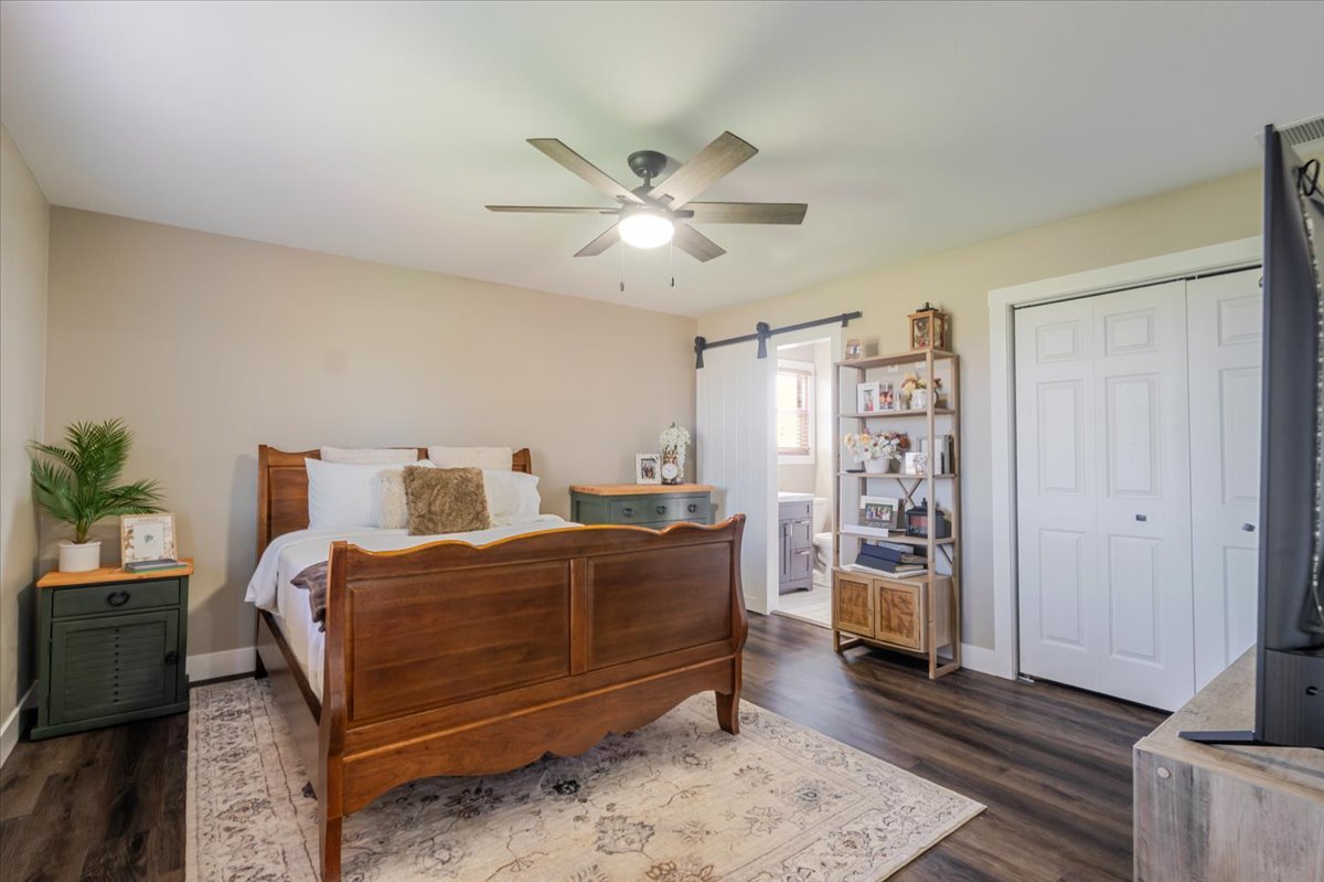 1388 E 2950 North Road, Mansfield, IL 61854