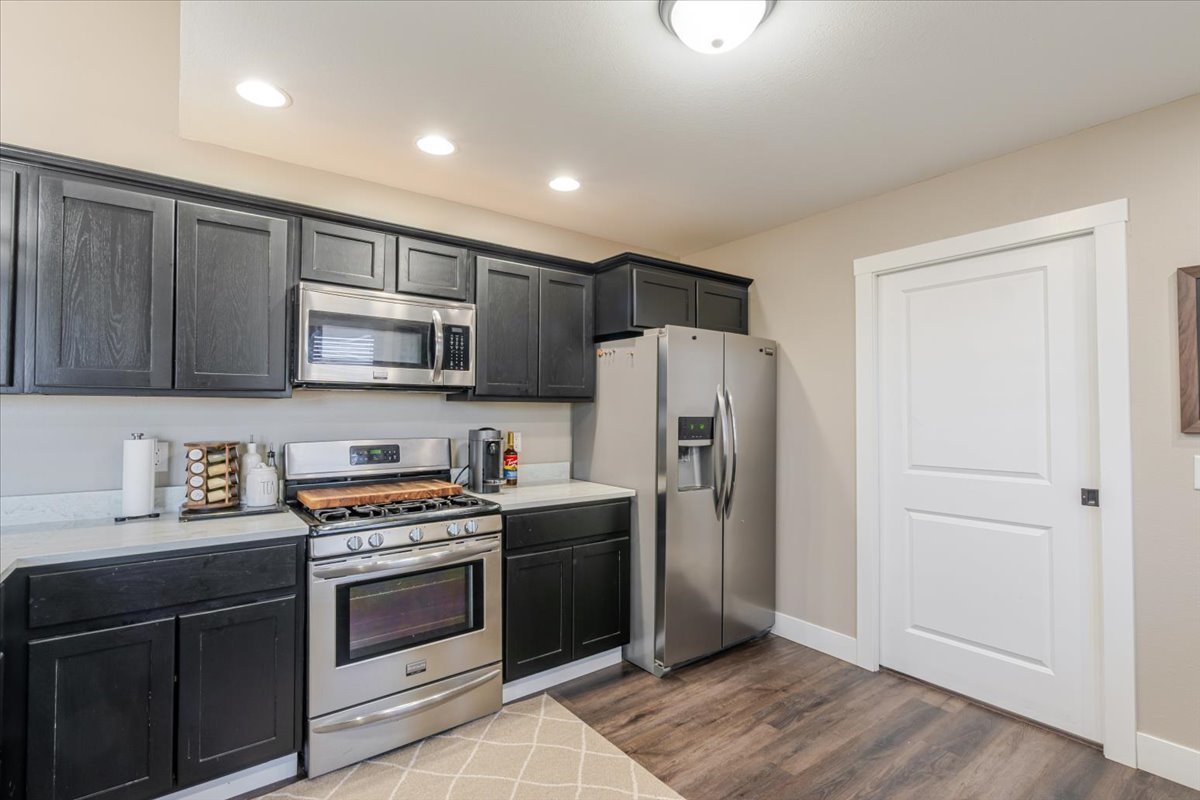 1388 E 2950 North Road, Mansfield, IL 61854