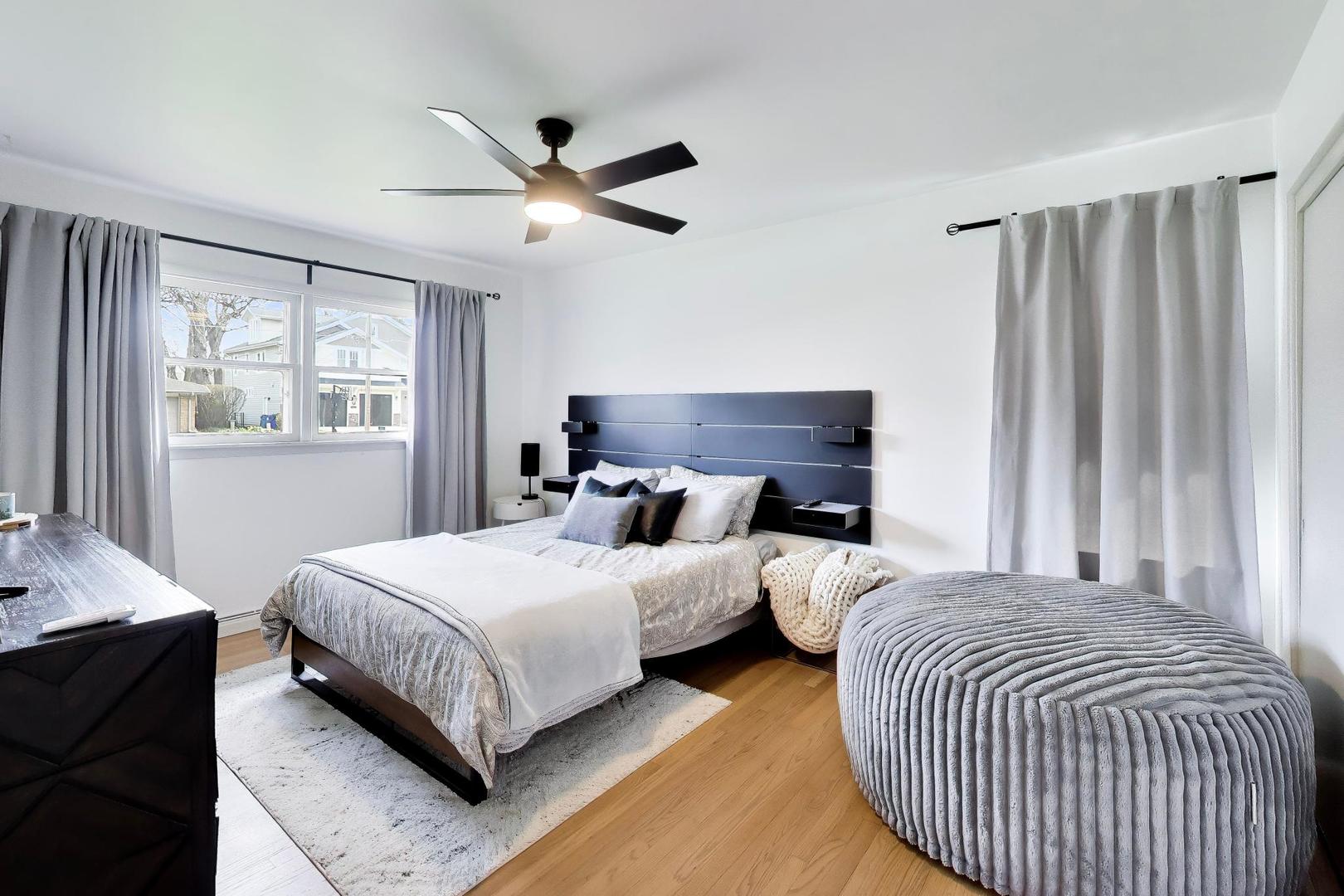 456 Lowell Avenue, Glen Ellyn, IL 60137