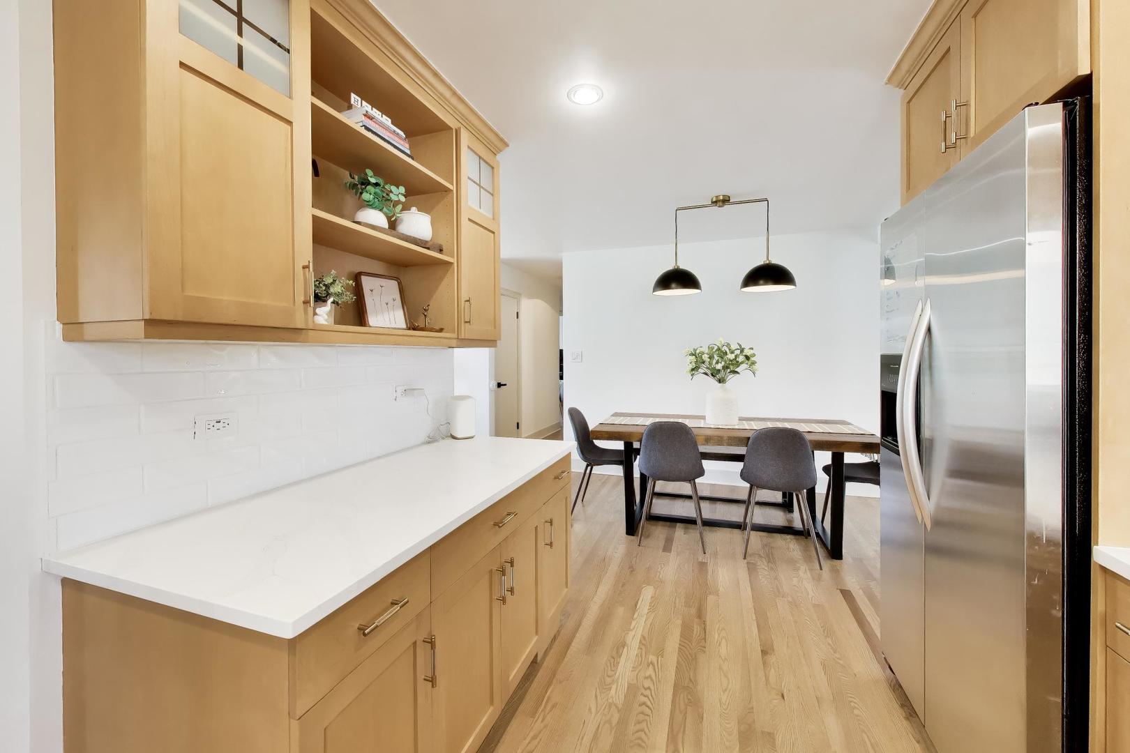 456 Lowell Avenue, Glen Ellyn, IL 60137