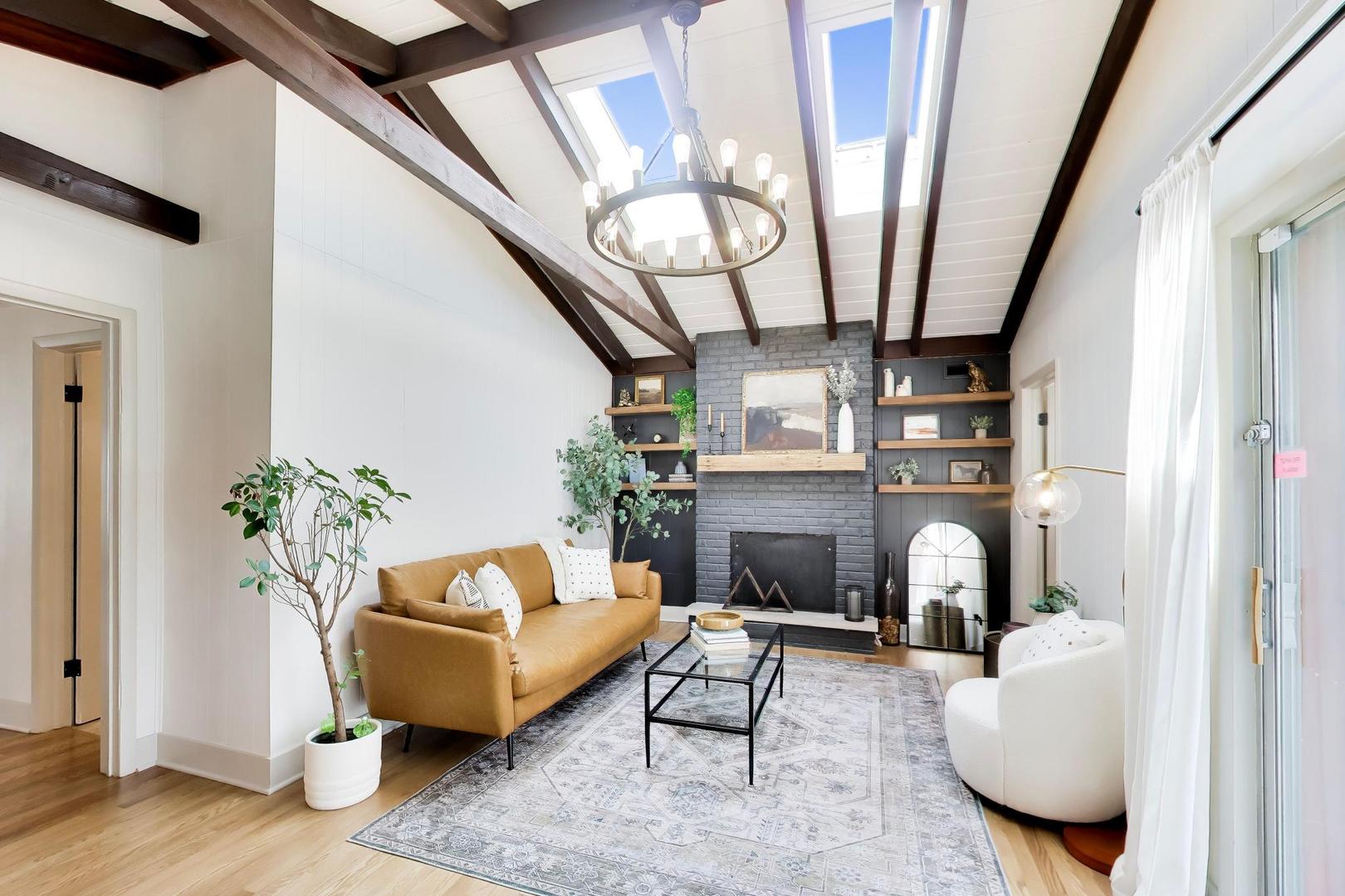 456 Lowell Avenue, Glen Ellyn, IL 60137