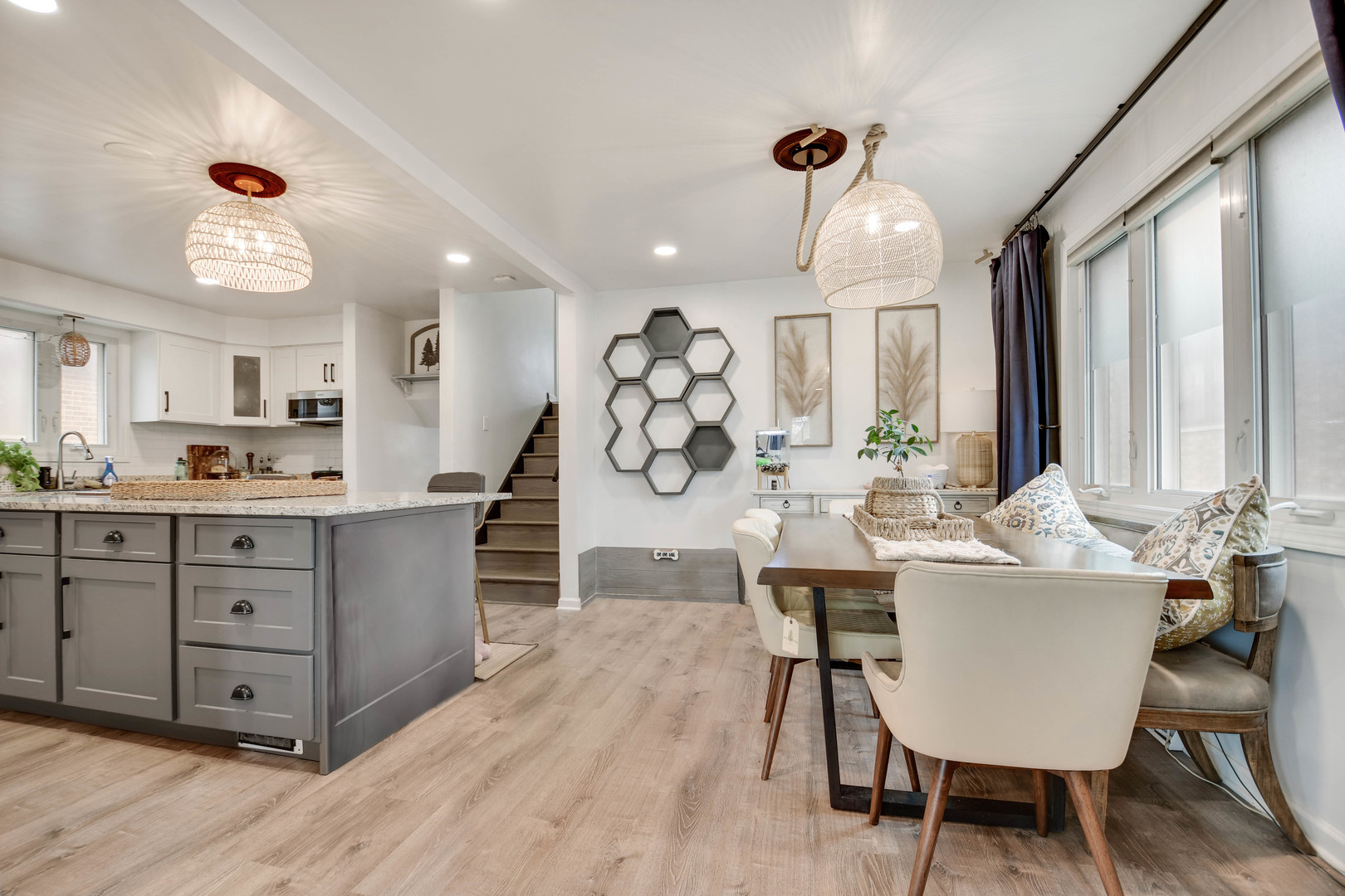 6145 S Knox Avenue, Chicago, IL 60629