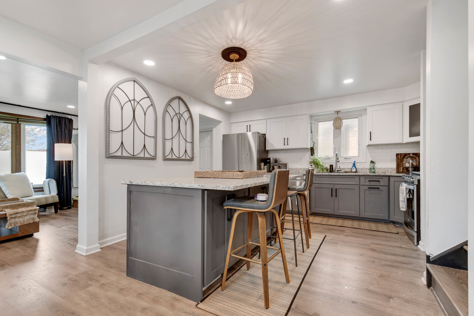 6145 S Knox Avenue, Chicago, IL 60629