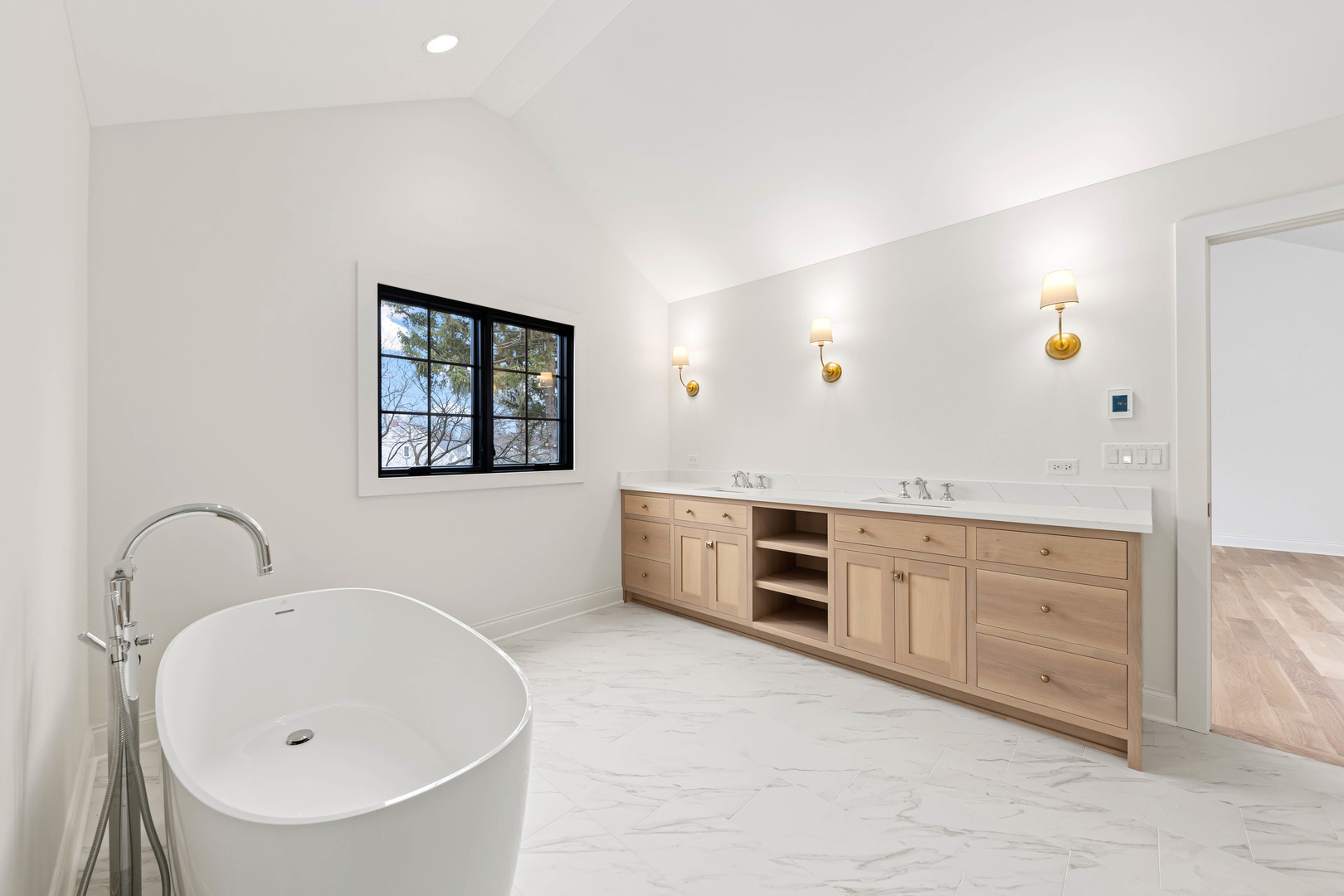 1310 N Eagle Street, Naperville, IL 60563