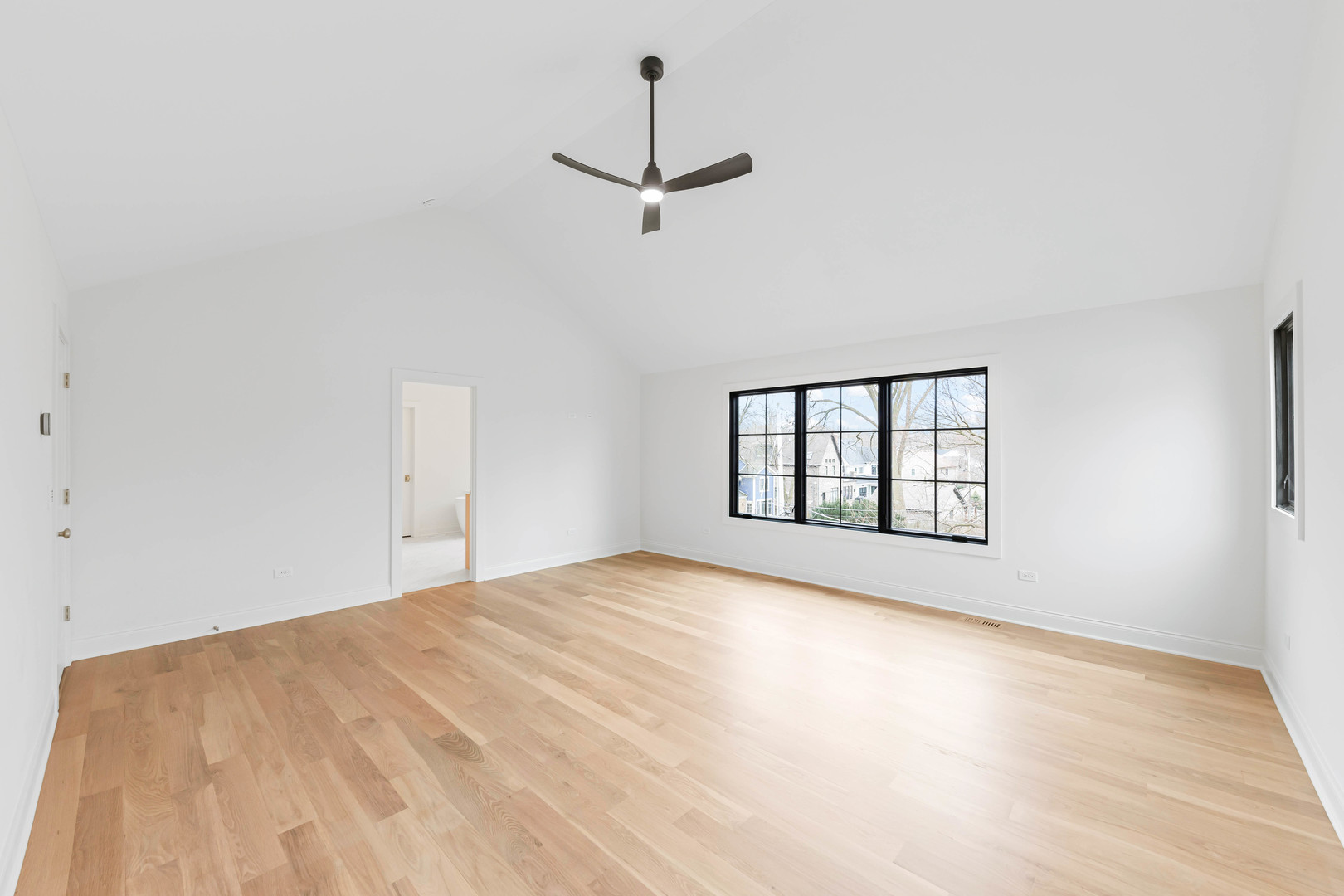 1310 N Eagle Street, Naperville, IL 60563