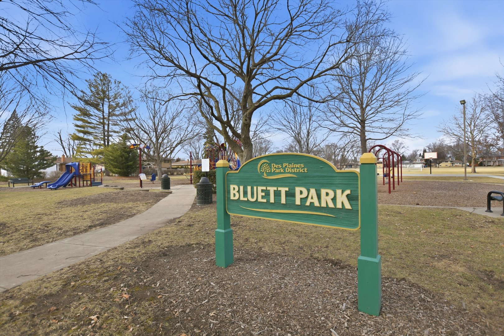 130 N Horner Lane, Mount Prospect, IL 60056