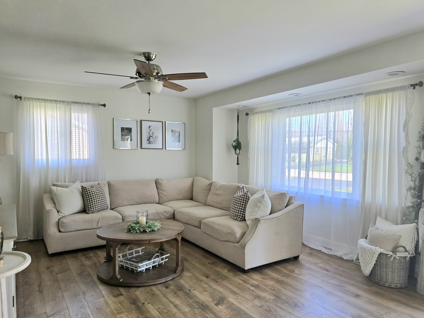 344 Douglas Road, Batavia, IL 60510