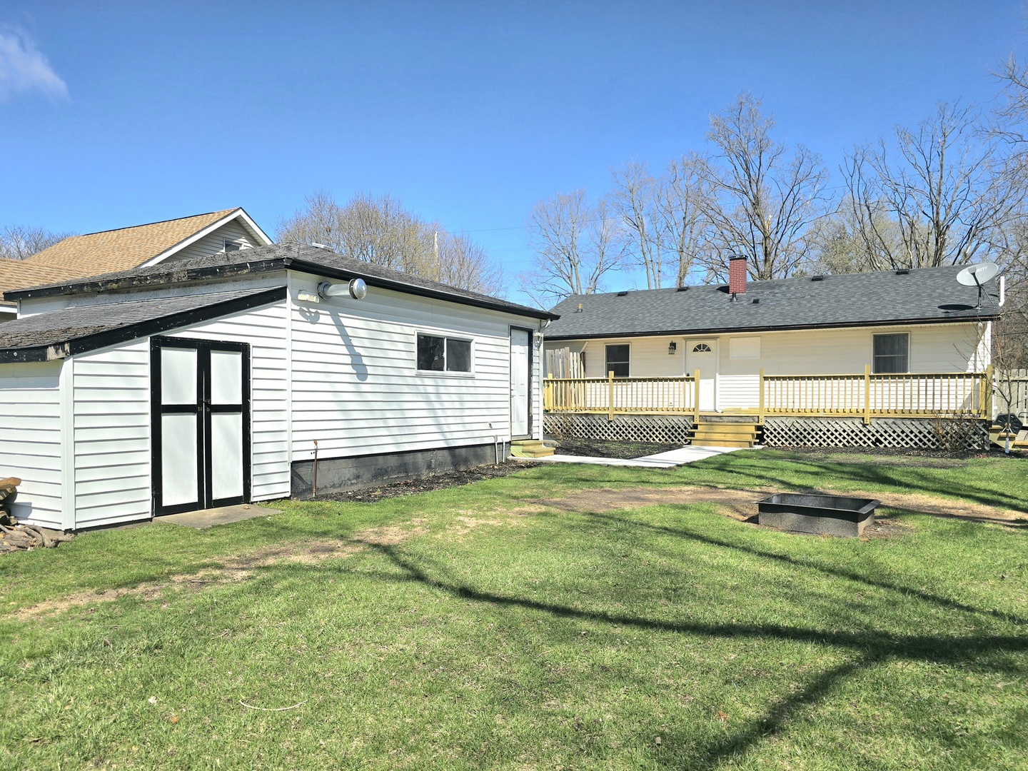 344 Douglas Road, Batavia, IL 60510