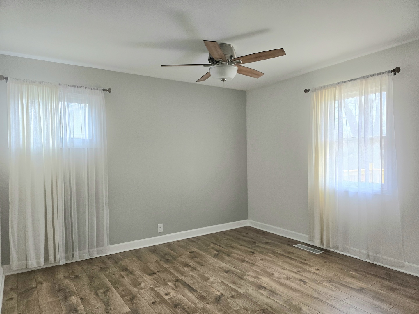 344 Douglas Road, Batavia, IL 60510