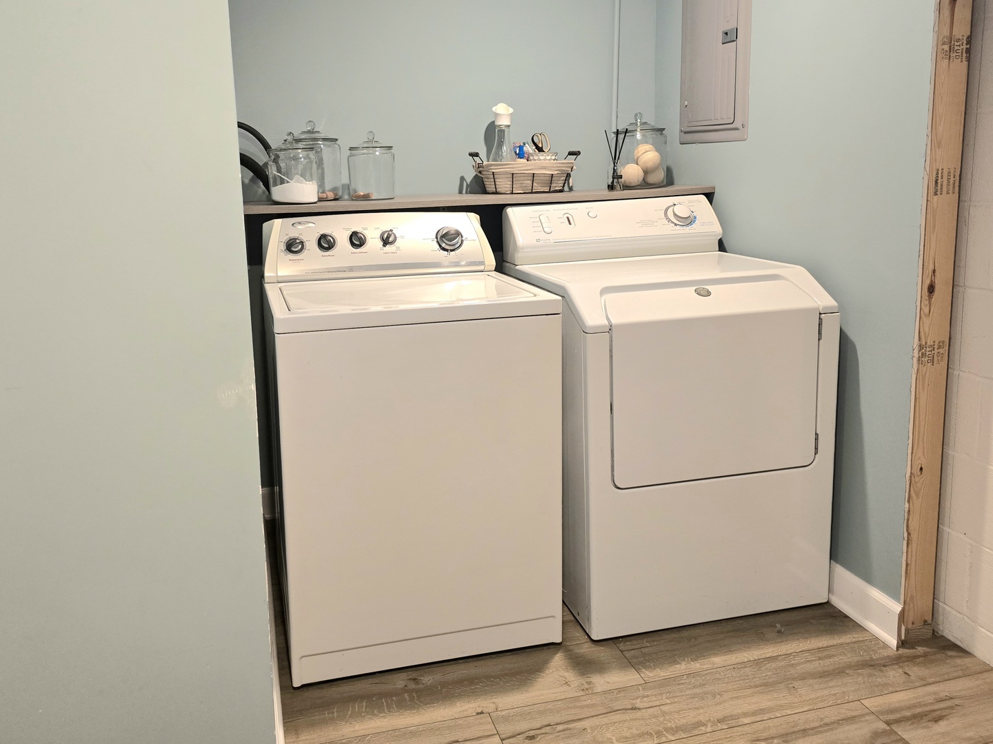 344 Douglas Road, Batavia, IL 60510