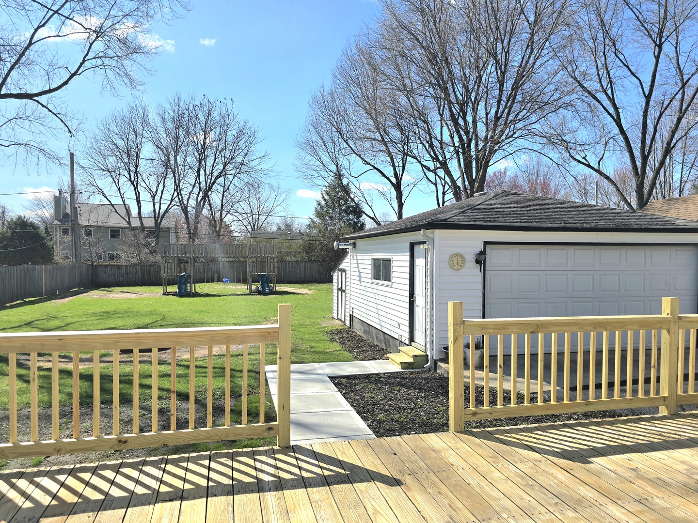 344 Douglas Road, Batavia, IL 60510