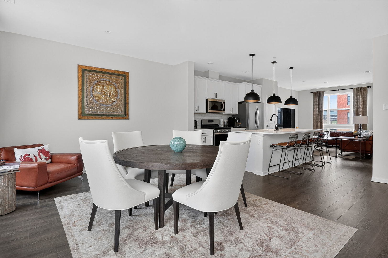 2213 Venture Drive, Schaumburg, IL 60173