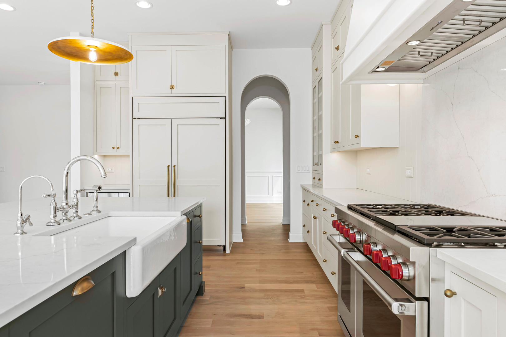 707 Thornwood Drive, Naperville, IL 60540