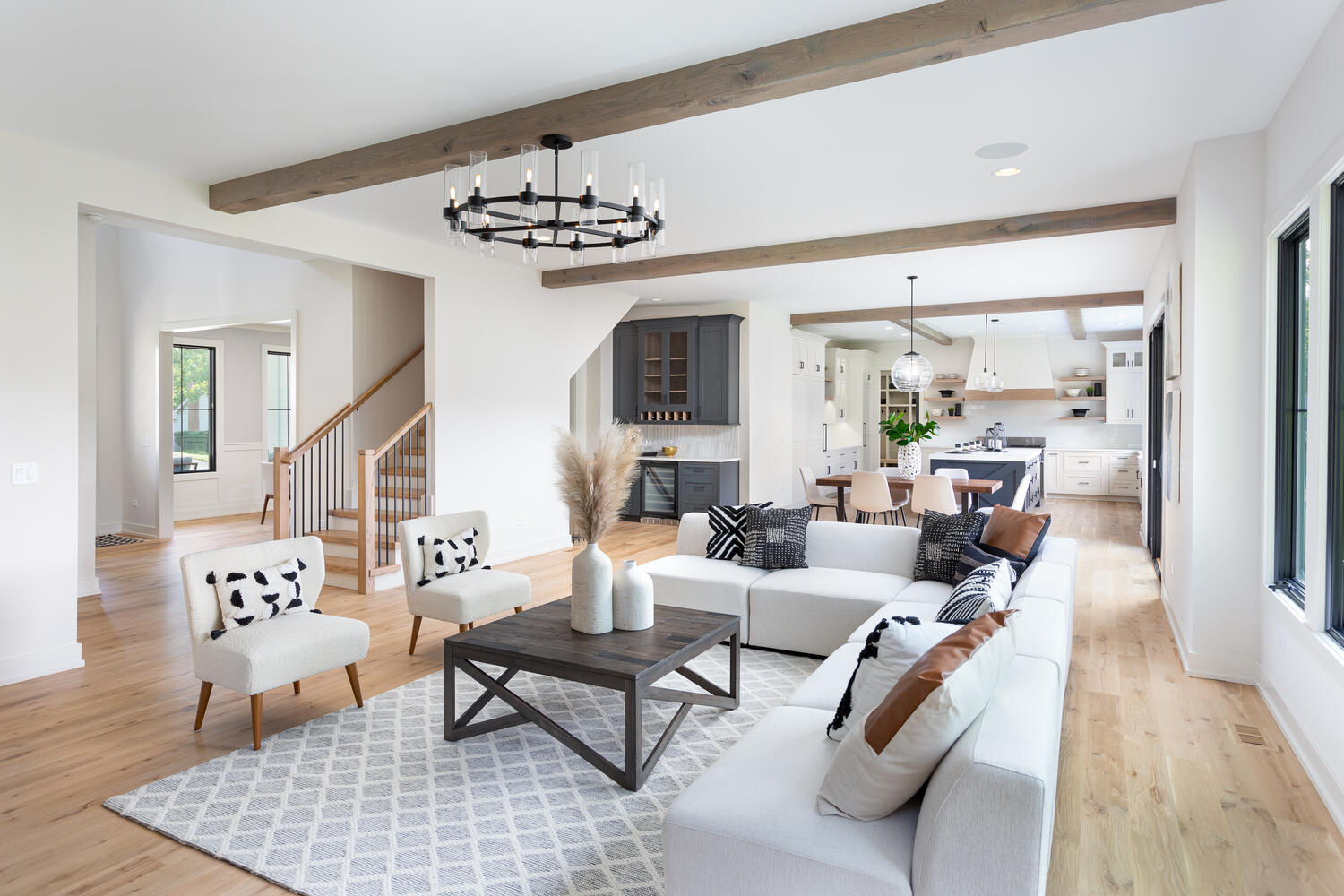 707 Thornwood Drive, Naperville, IL 60540