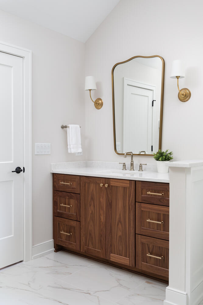 707 Thornwood Drive, Naperville, IL 60540