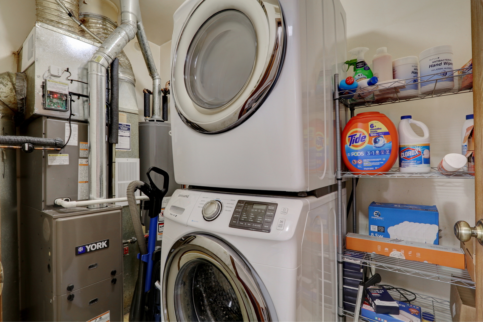 1435 Orleans Drive, Mundelein, IL 60060