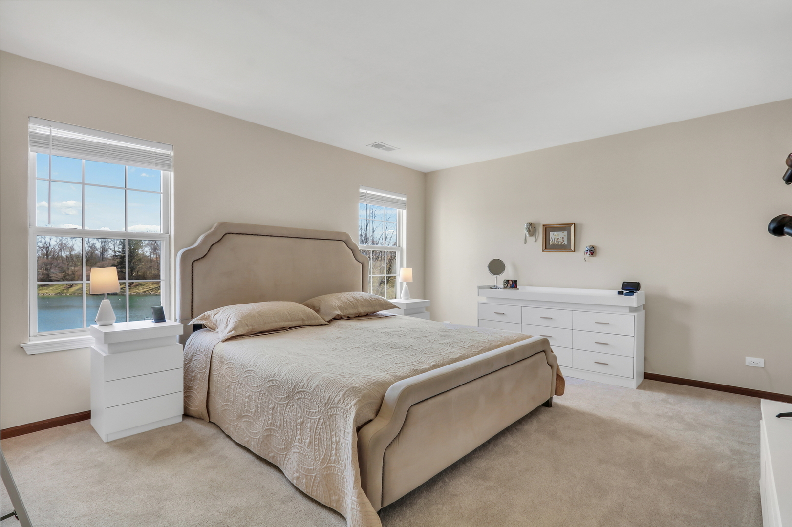 1435 Orleans Drive, Mundelein, IL 60060