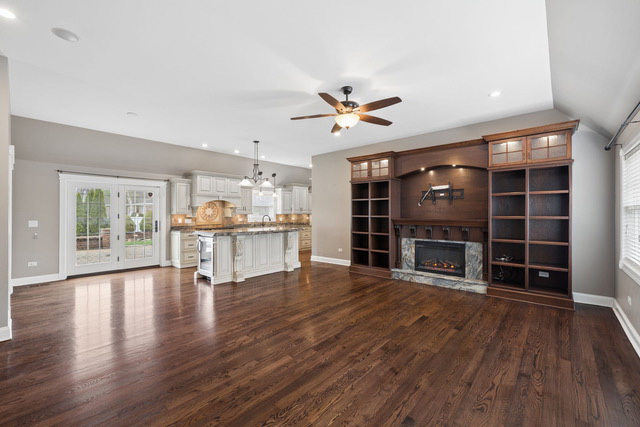 17546 Woodbrook Lane, Lockport, IL 60441