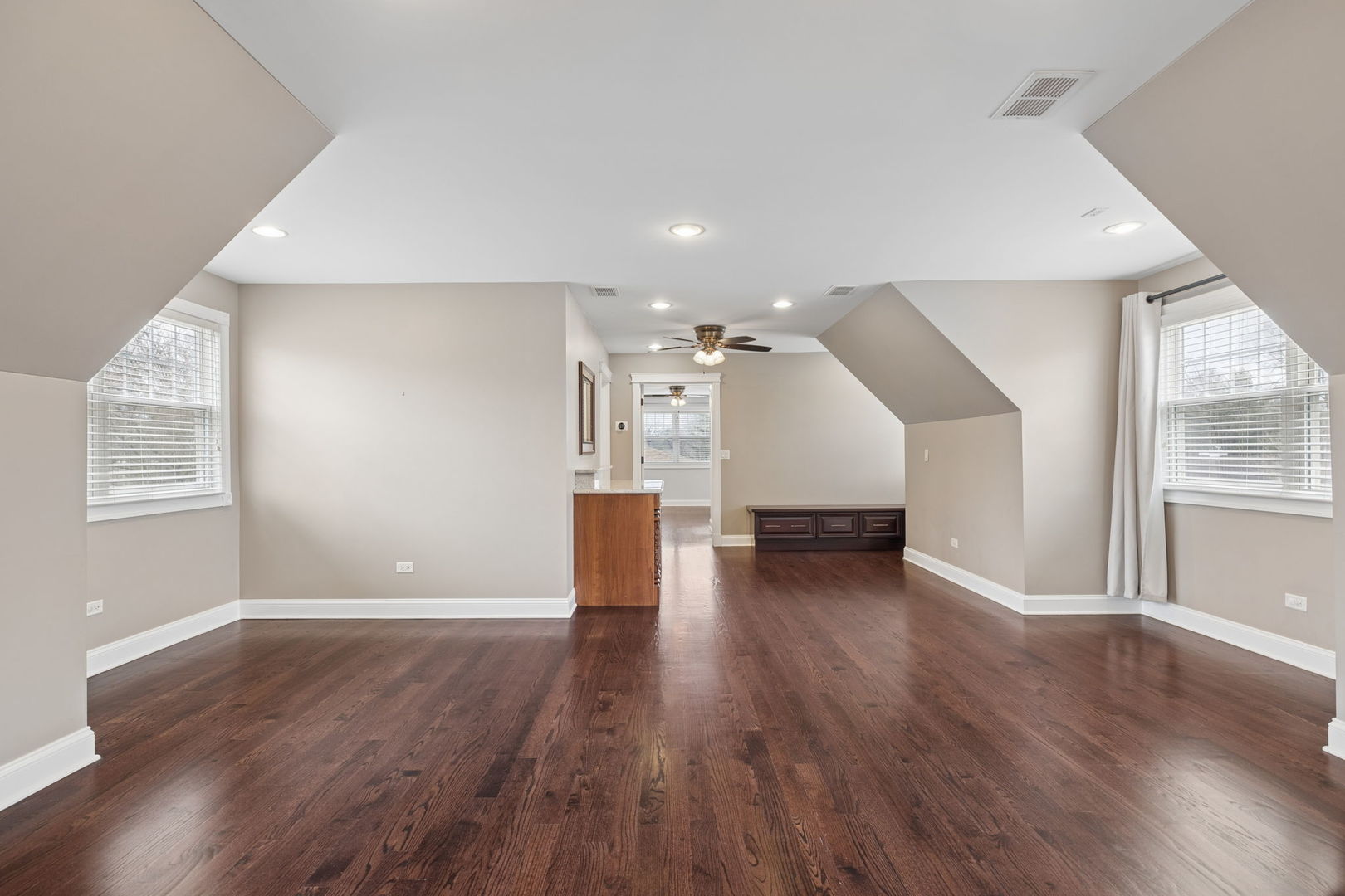 17546 Woodbrook Lane, Lockport, IL 60441