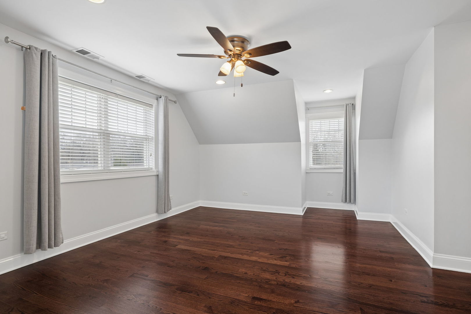 17546 Woodbrook Lane, Lockport, IL 60441