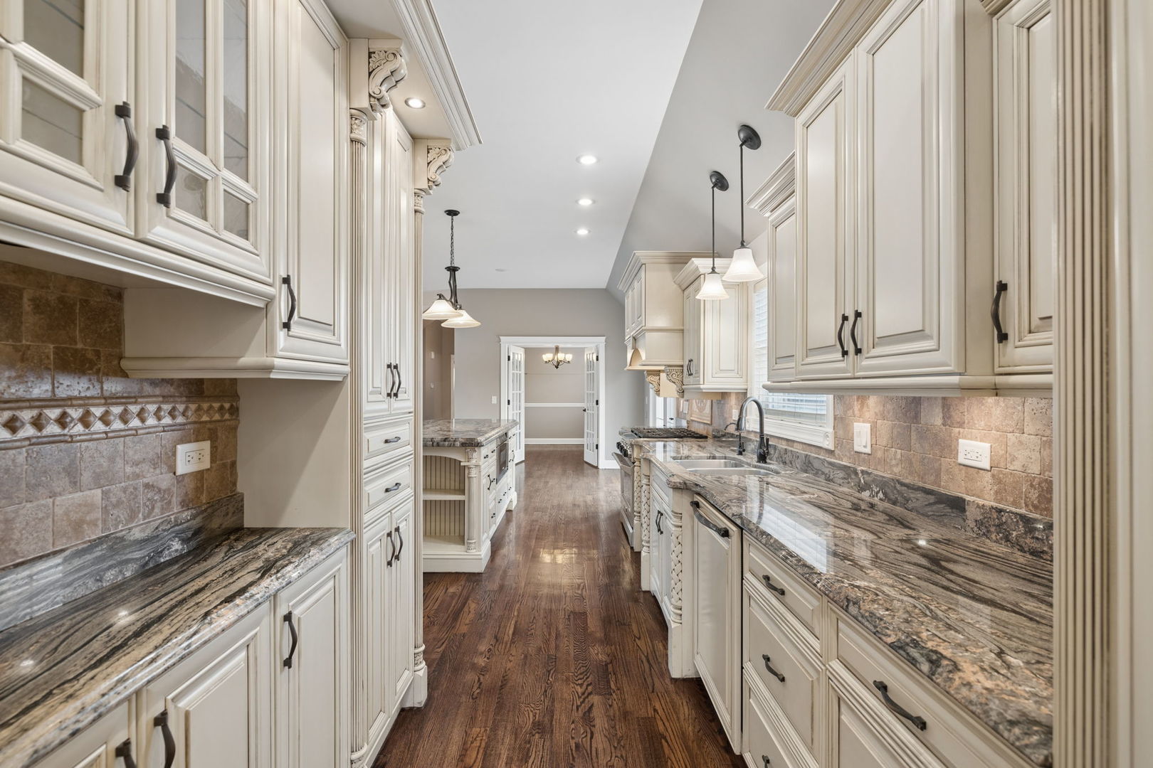 17546 Woodbrook Lane, Lockport, IL 60441