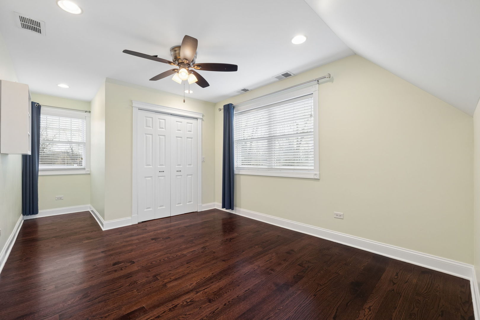 17546 Woodbrook Lane, Lockport, IL 60441