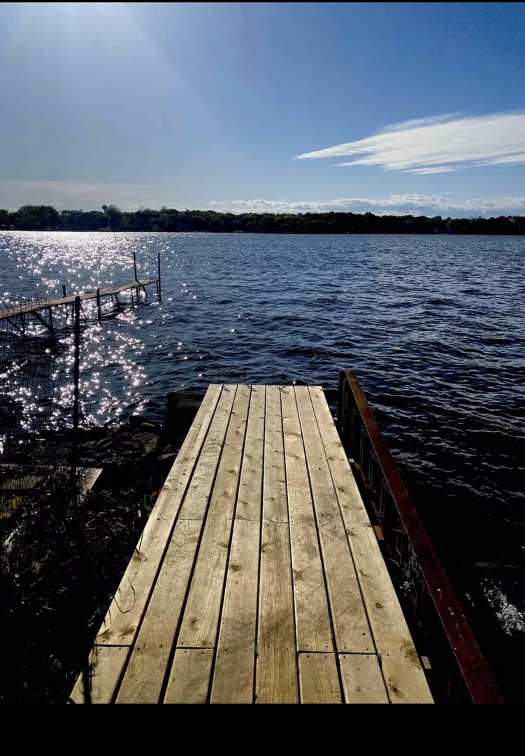 49 N Lake Avenue, Fox Lake, IL 60020