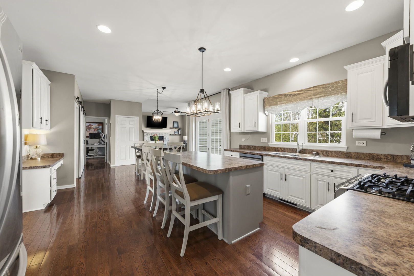 Plainfield, IL 60585