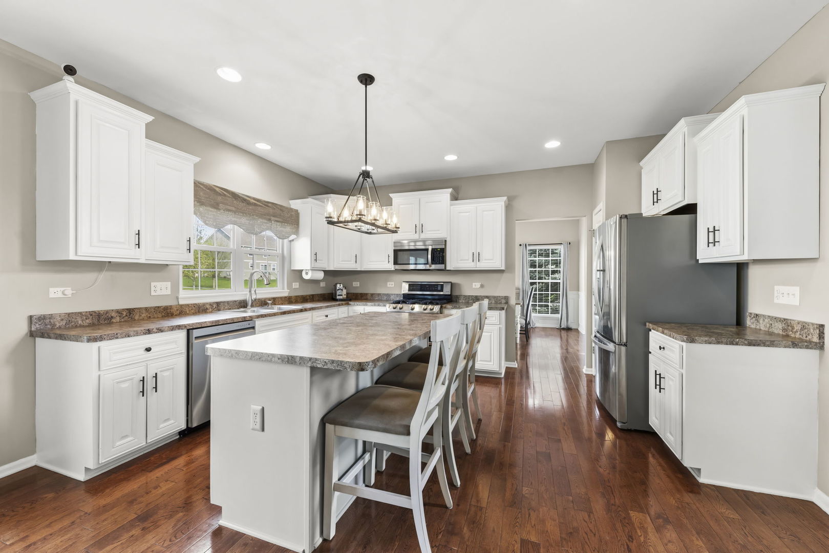 Plainfield, IL 60585