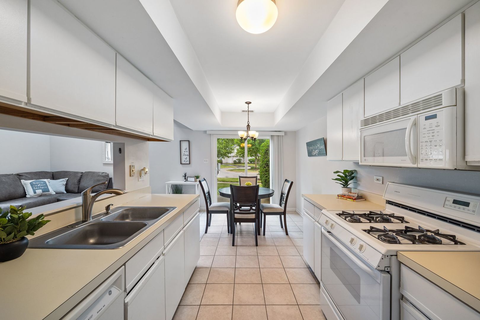 620 Beaver Court, Naperville, IL 60563