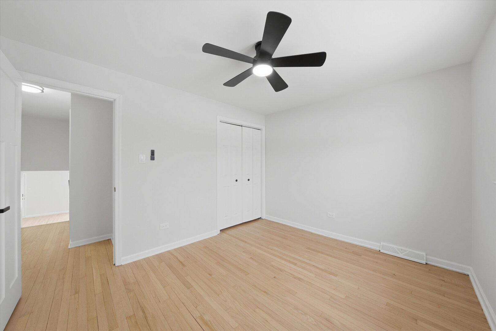 14223 University Avenue, Dolton, IL 60419