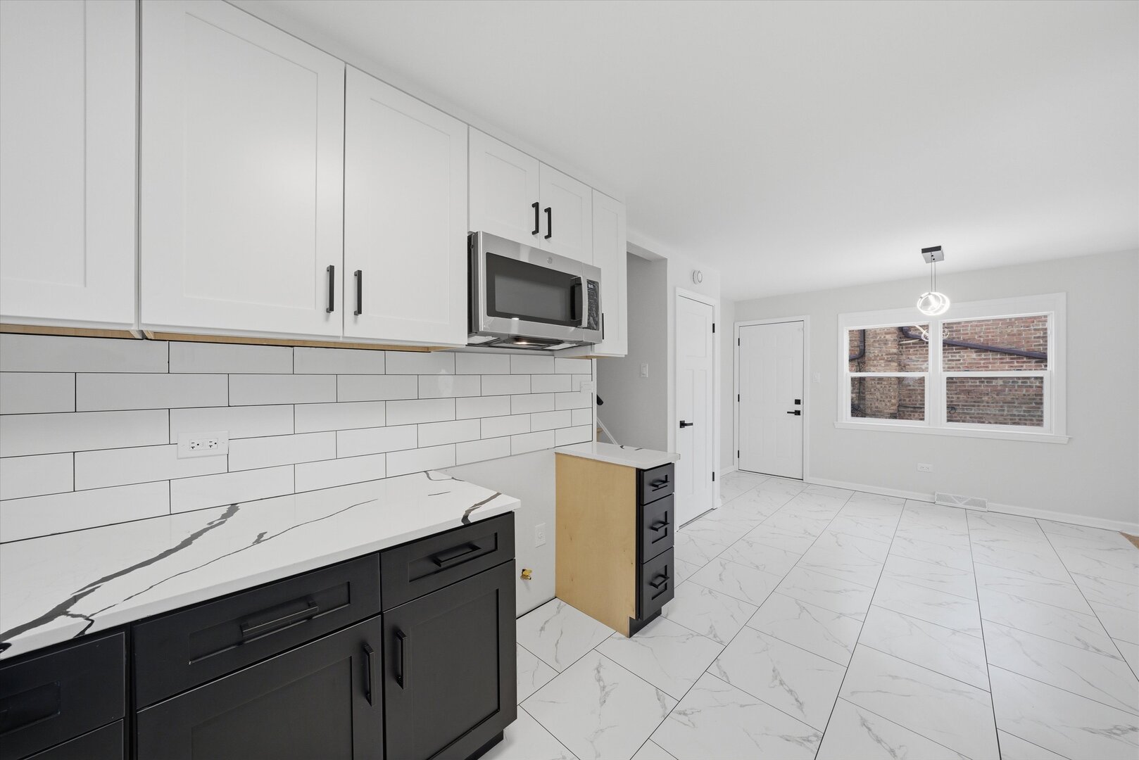 14223 University Avenue, Dolton, IL 60419