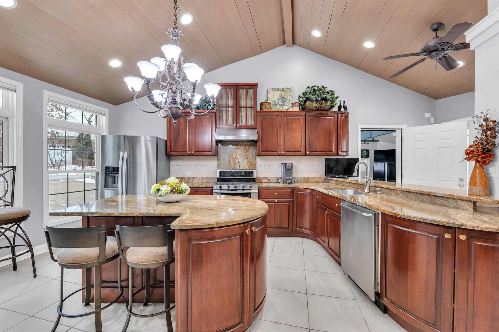 10 Deerpath Lane, Palos Park, IL 60464