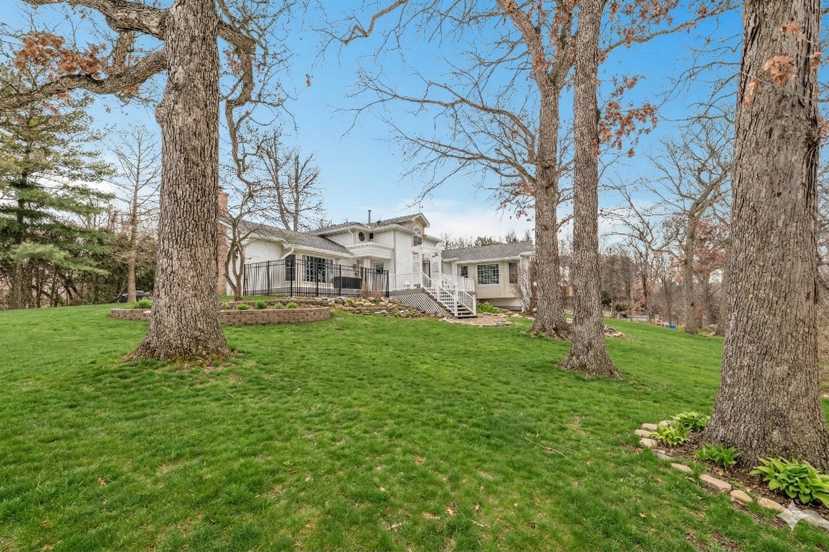 10 Deerpath Lane, Palos Park, IL 60464