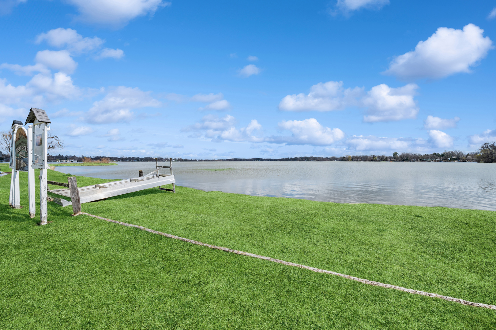 5313 Cleveland Drive, McHenry, IL 60050