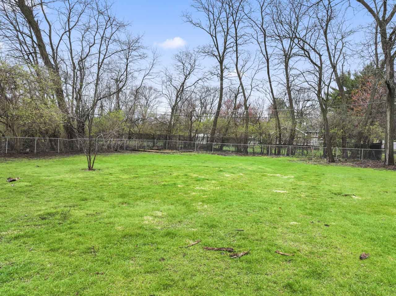 4616 River Drive, Lisle, IL 60532